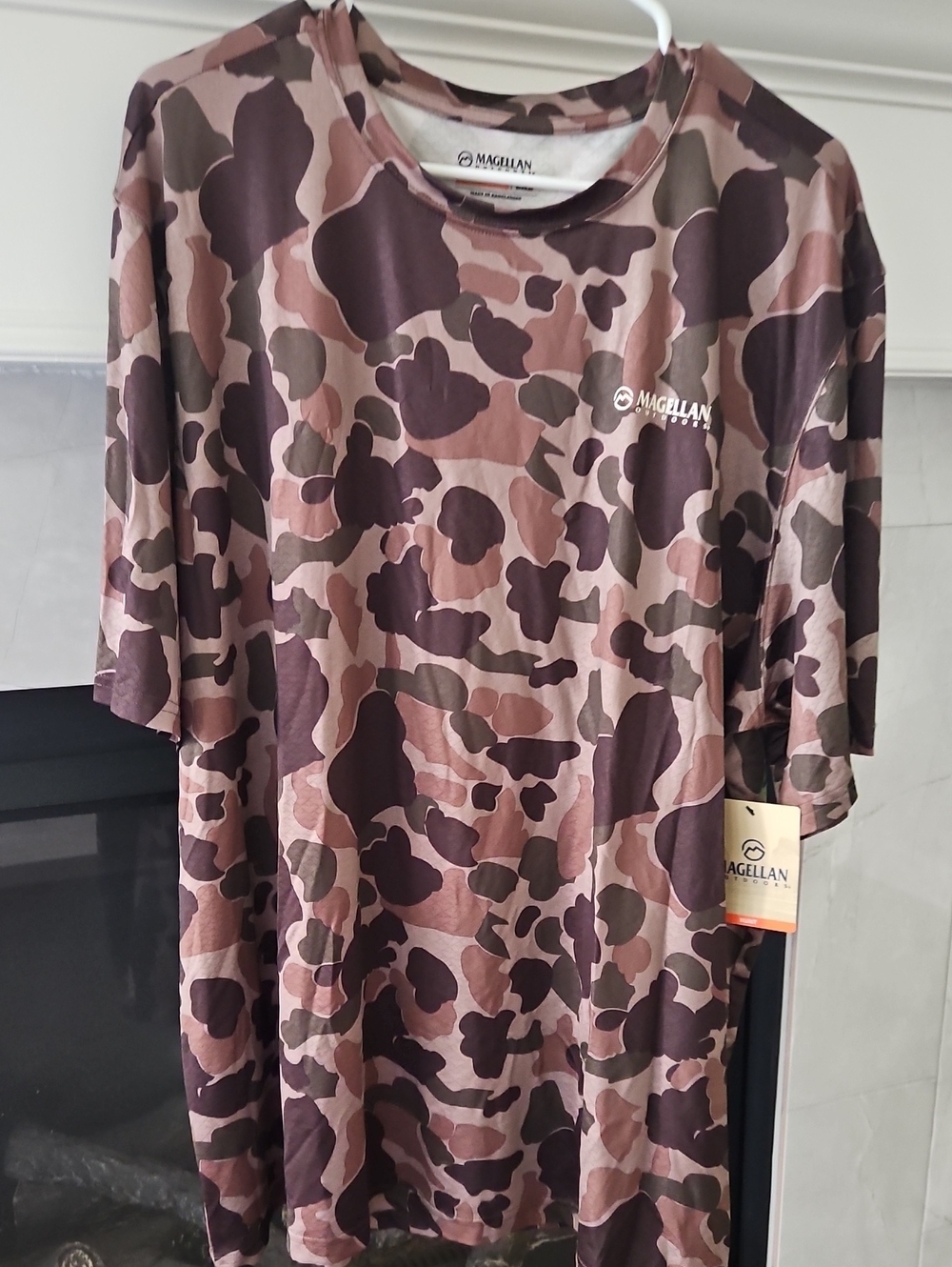 Magellan Outdoors Men's Brown and Olive Camo Short Sleeve Tee